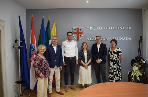 Il presidente Miletić in visita al Comune di Visinada