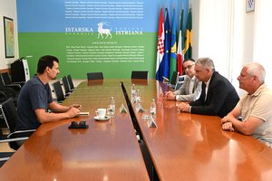La tutela della natura resta una priorità: il Presidente della Regione Boris Miletić ha tenuto il primo incontro di lavoro con il nuovo direttore di Natura Histrica, Sandro Dujmović