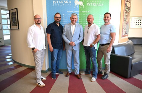 Župan Miletić primio članove grupe Night Express u povodu 20 godina uspješnog djelovanja