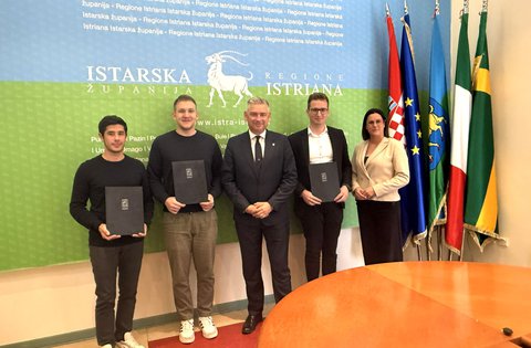 La Regione Istriana finanzia anche nel 2026 l’attività dei club degli studenti istriani