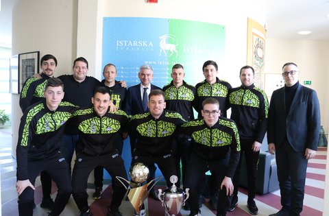 Župan Miletić primio osvajače Hrvatskog malonogometnog kupa MNK Stanoinvest Futsal Pula