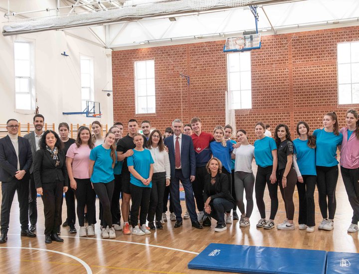 Il Presidente Miletić ha visitato il rinnovato Palazzetto dello sport a Stoia.