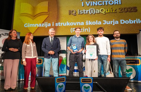 U Novigradu održano prvo izdanje županijskog zavičajnog kviza za srednje škole Istre