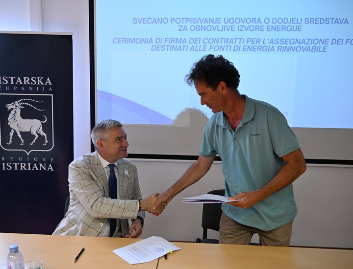Istarska županija dodijelila 400 tisuća eura za obnovljive izvore energije i energetsku učinkovitost u obiteljskim kućama