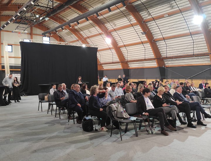 Održan prvi dan konferencije „Dani energetske tranzicije Istarske županije“ – Zeleni i dostupniji oblici javnog prijevoza kao ključ održivog razvoja