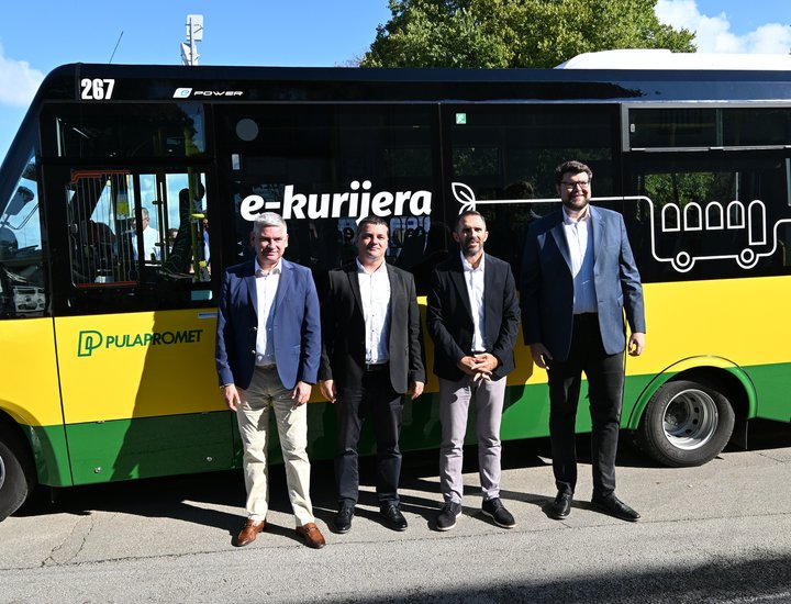 U Puli predstavljen prvi električni autobus