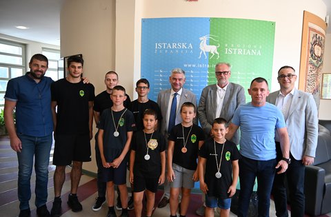 Istarski župan Boris Miletić primio mlade hrvače „Istarskog borca“  iz Pule