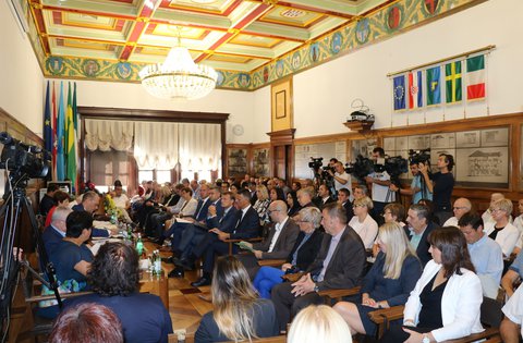 L'Assemblea della Regione Istriana e il Consiglio municipale della Città  di Pola hanno approvato la Dichiarazione sull'Uljanik