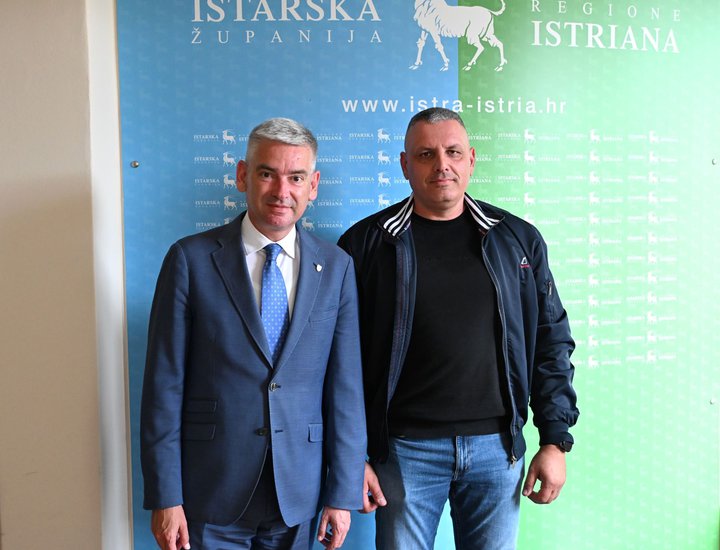Župan Miletić upriličio prijem za svjetskog prvaka u praktičnom lovu Emila Klimana