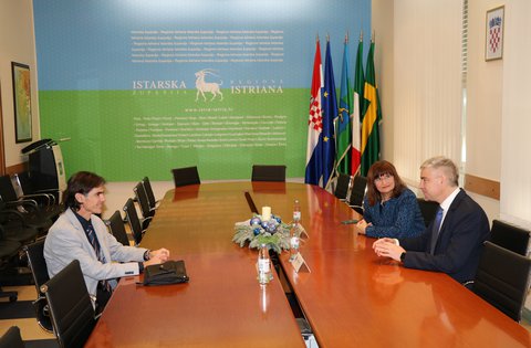 Il presidente Miletić ha ricevuto il direttore dell'Istituto formativo di sanità pubblica, dr.  Stojanović