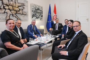 Il presidente della Regione Istriana Miletić incontra il premier Plenković per discutere di sanità, infrastrutture e investimenti nell’istruzione