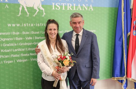 Ricevimento dal presidente Miletić per la Donna rurale croata più esemplare