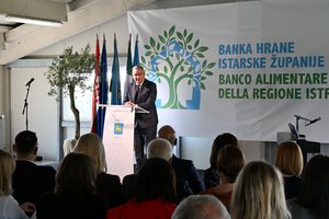 La Regione Istriana compie un passo importante verso l’istituzione del Banco alimentare: inaugurato ufficialmente l’edificio a Pisino