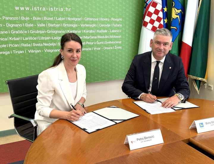 Istarska županija nastavlja snažna ulaganja u zdravstvo: potpisani ugovori s trima zdravstvenim ustanovama za jačanje sustava u turističkoj sezoni