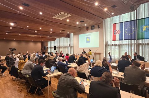 Rebalansom Proračuna osigurana sredstva za besplatan prijevoz istarskih srednjoškolaca