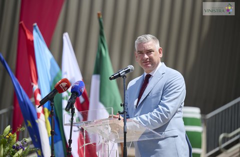 Il presidente della Regione Istriana Boris Miletić ha inaugurato la 32ª  Vinistra