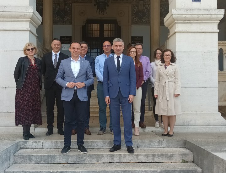 Incontro di lavoro tra il presidente Miletić e i rappresentanti della Città di Parenzo sul tema dell'istruzione, della sanità e della pianificazione territoriale