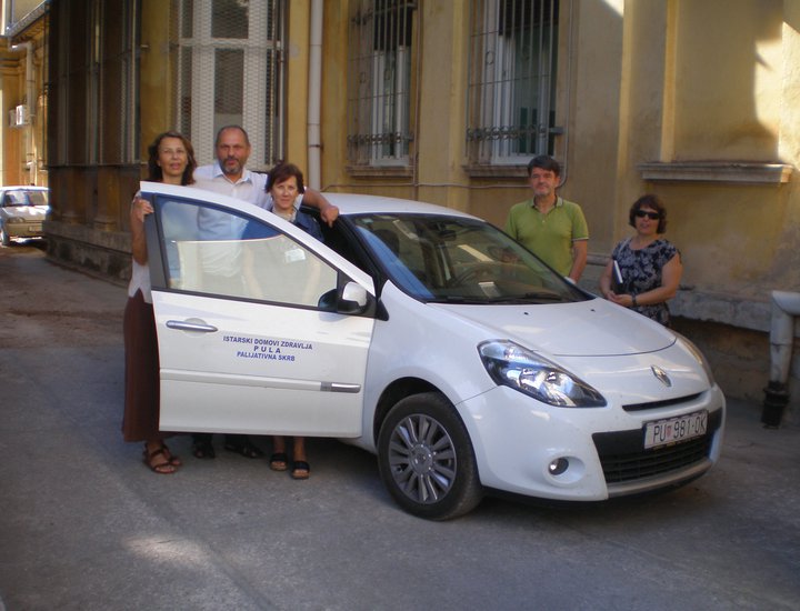 Nabavljeno vozilo za mobilni palijativni tim