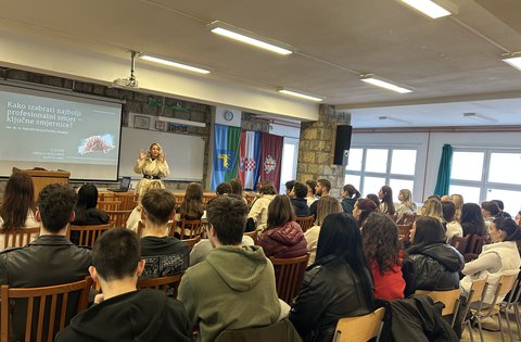 Kad odluke o budućnosti postanu jasnije: više od 300 istarskih srednjoškolaca uključeno u pilot-projekt profesionalne orijentacije