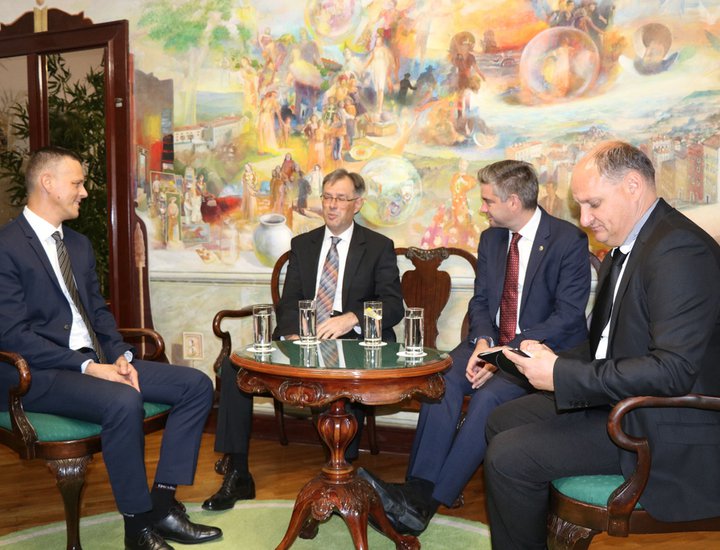Il Presidente Flego e il Sindaco Miletić hanno ricevuto il nuovo Console generale della Repubblica di Serbia a Fiume