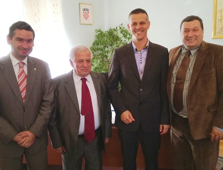Il Presidente della Regione Istriana Valter Flego e il Sindaco di Pola Boris  Miletić hanno ricevuto il rettore dell'Università  internazionale di Travnik e collaboratori