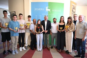 Il Presidente della Regione Miletić ha ricevuto i membri dell’Associazione Bit Kids 101 dopo il successo ottenuto al Campionato Mondiale FIRST LEGO League negli Stati Uniti