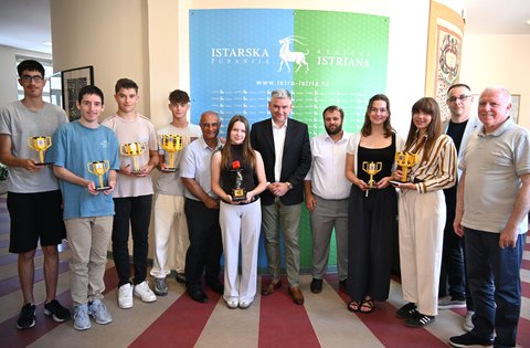 Župan Miletić primio članove Udruge Bit Kids 101 nakon uspjeha na Svjetskom prvenstvu FIRST LEGO League u SAD-u