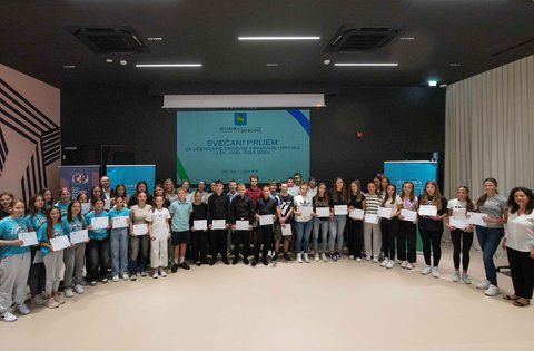 La Regione Istriana ha premiato gli alunni e le alunne campioni e campionesse statali