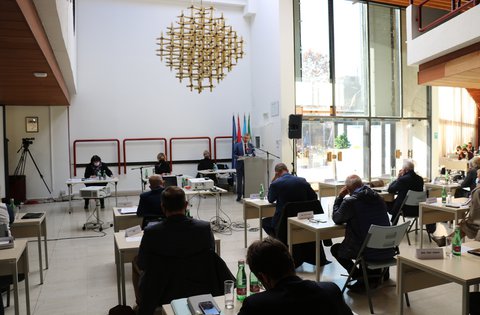 Approvata all'unanimità in prima lettura la Proposta di Bilancio della Regione Istriana per il 2022 e le proiezioni per il 2023 e il 2024
