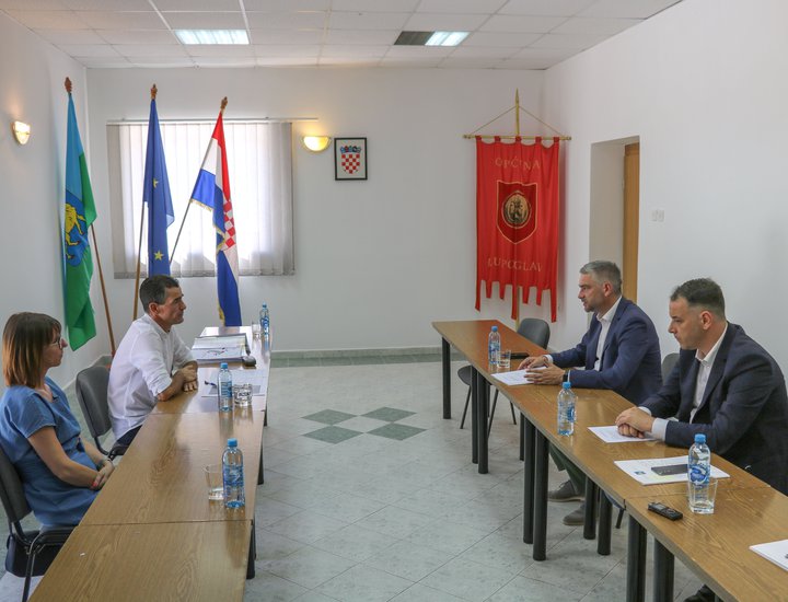 Il presidente Miletić in visita ufficiale al Comune di Lupogliano